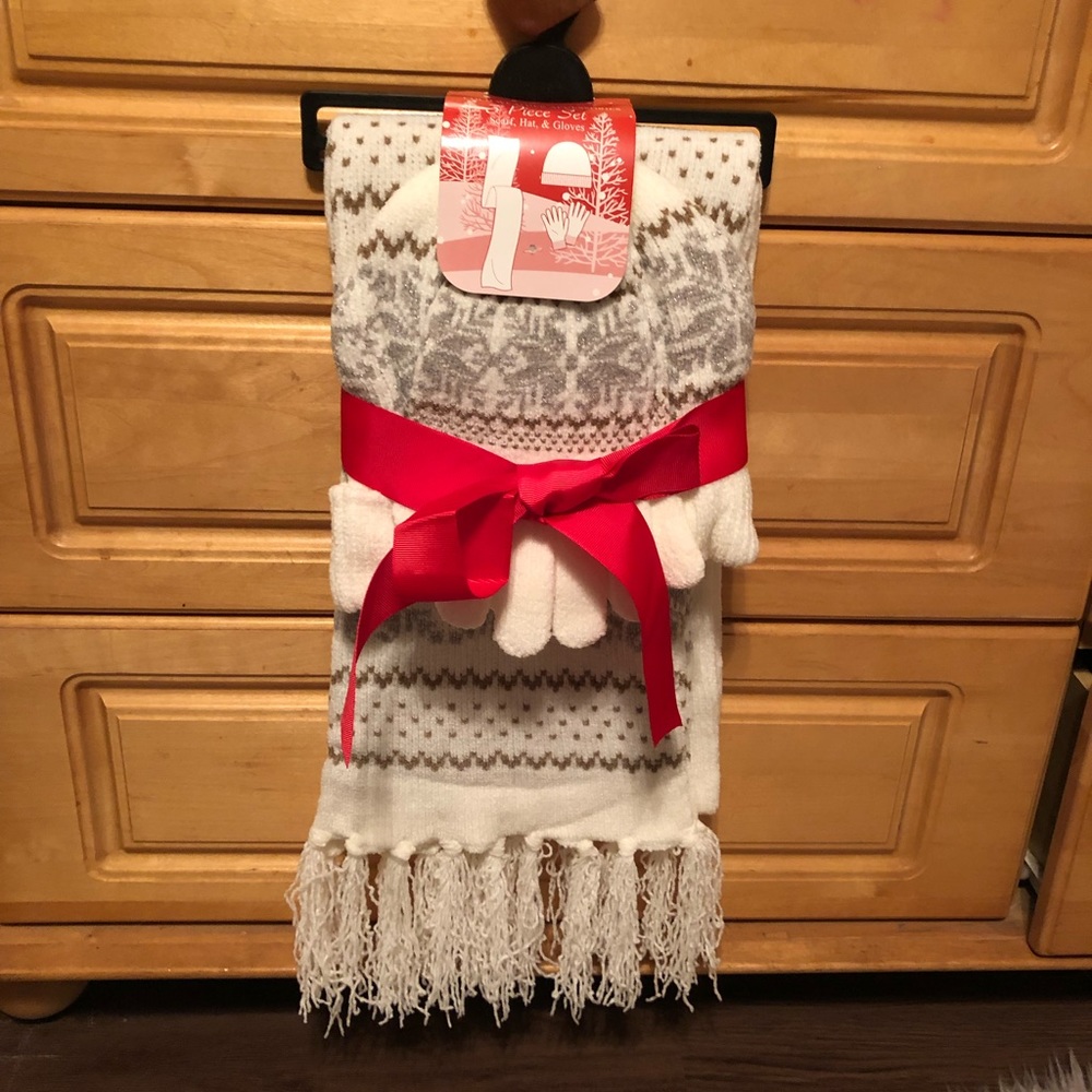 3 Piece Set- Scarf, Hat, Gloves